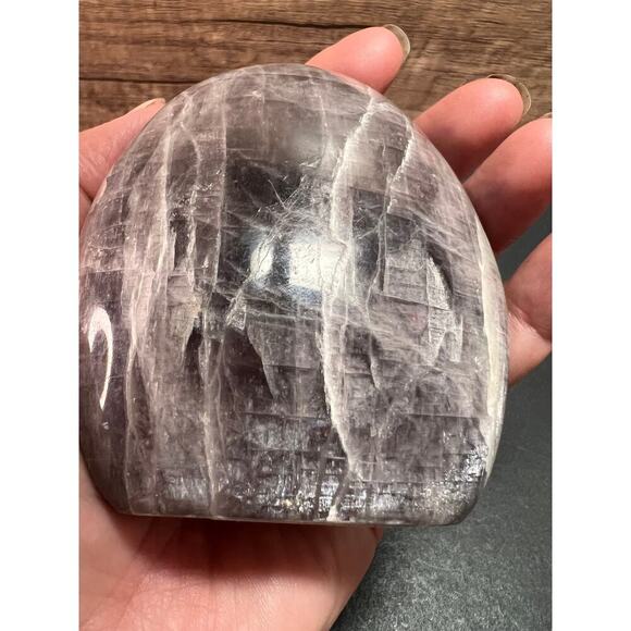 Rare purple anhydrite with epidote polished freeform crystal - Picture 7 of 15